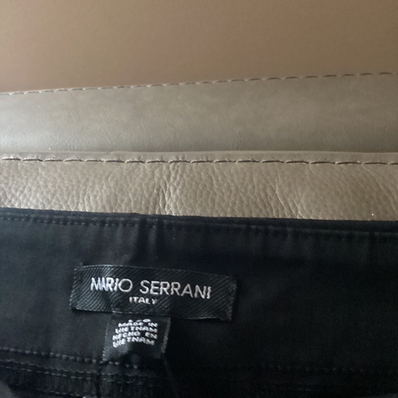 Capris - Picture 2 of 3